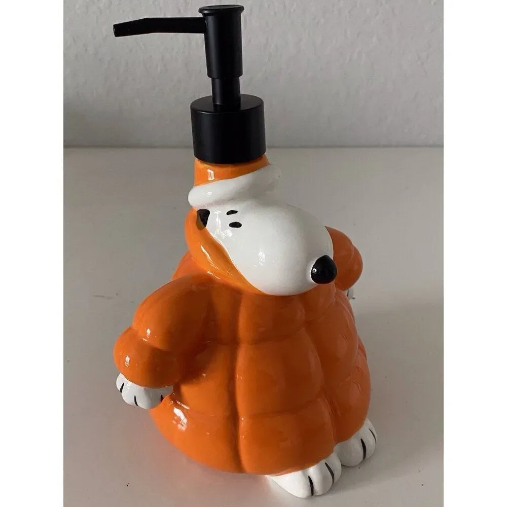 Peanuts Snoopy Soap‎ Lotion Dispenser Orange Quilted Puffer Puffy Jacket NEW